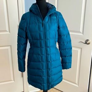 Size small petite North Face coat  - Teal